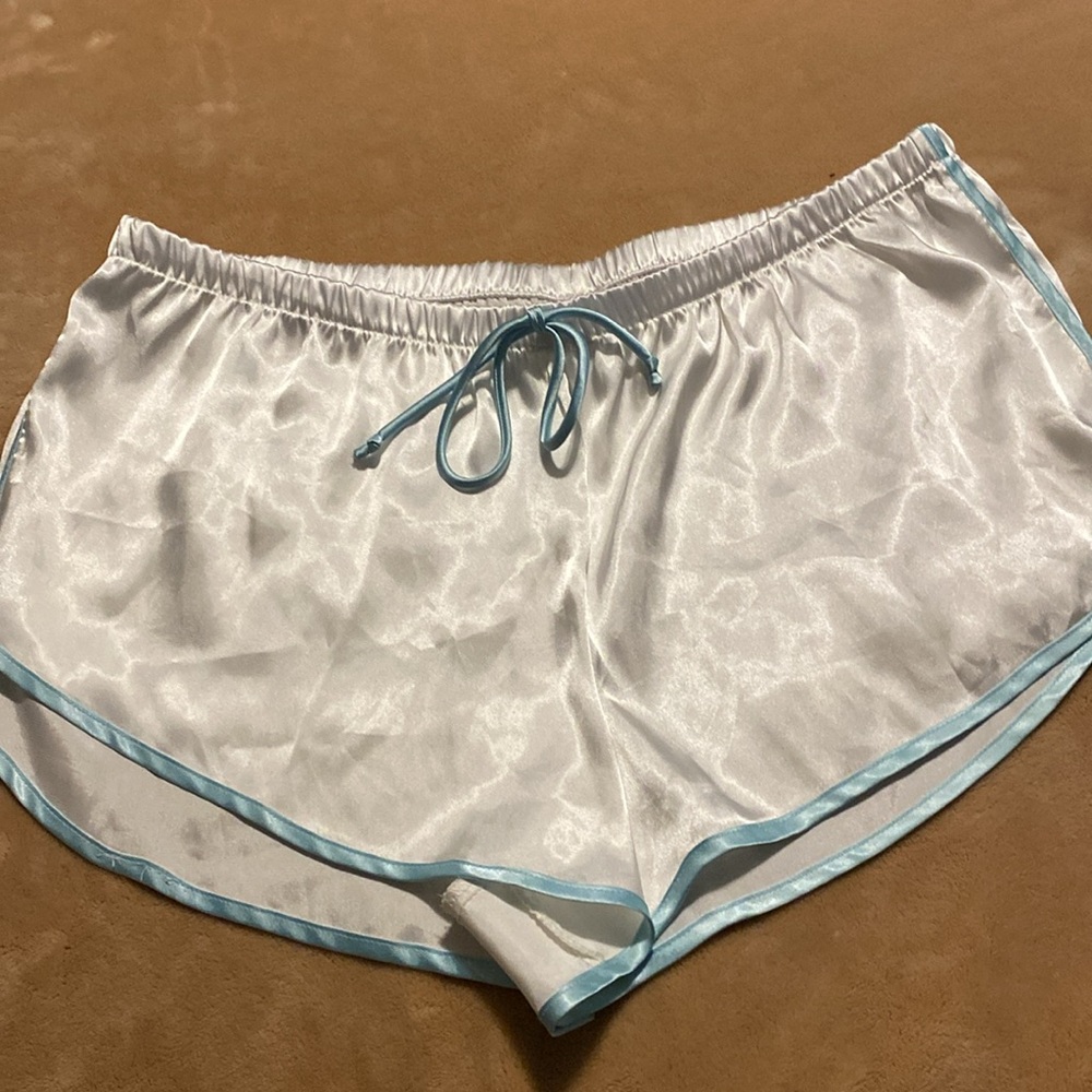 BOGO Apt 9 Silky White Pajama Shorts Sz M